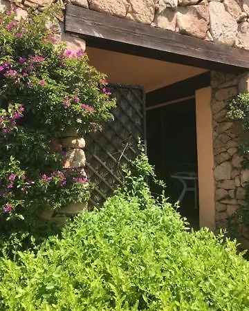 Punta Asfodeli Apartahotel *